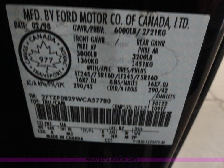 image for item A3204 1998 Ford F150 XLT step side pickup truck