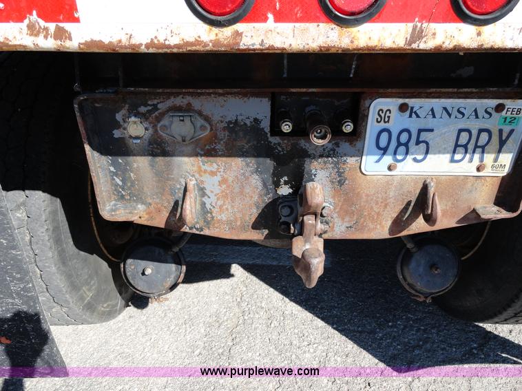 image for item A2412 1993 International 4900 dump truck