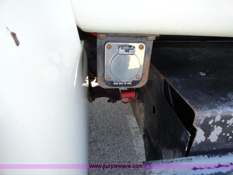 image for item A2412 1993 International 4900 dump truck