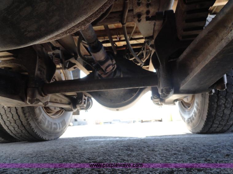 image for item A2412 1993 International 4900 dump truck