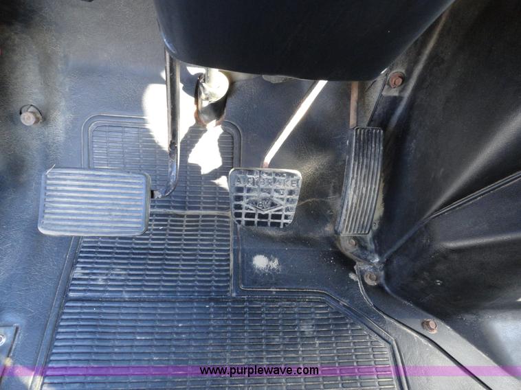 image for item A2413 1995 International 4900 tandem axle dump truck with plow and spreader