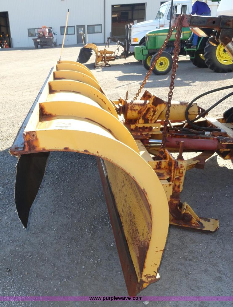 image for item A2413 1995 International 4900 tandem axle dump truck with plow and spreader