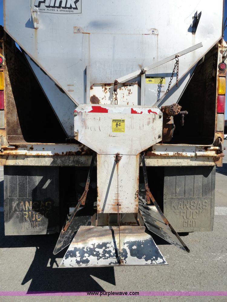 image for item A2415 1995 Ford LT8000 dump truck