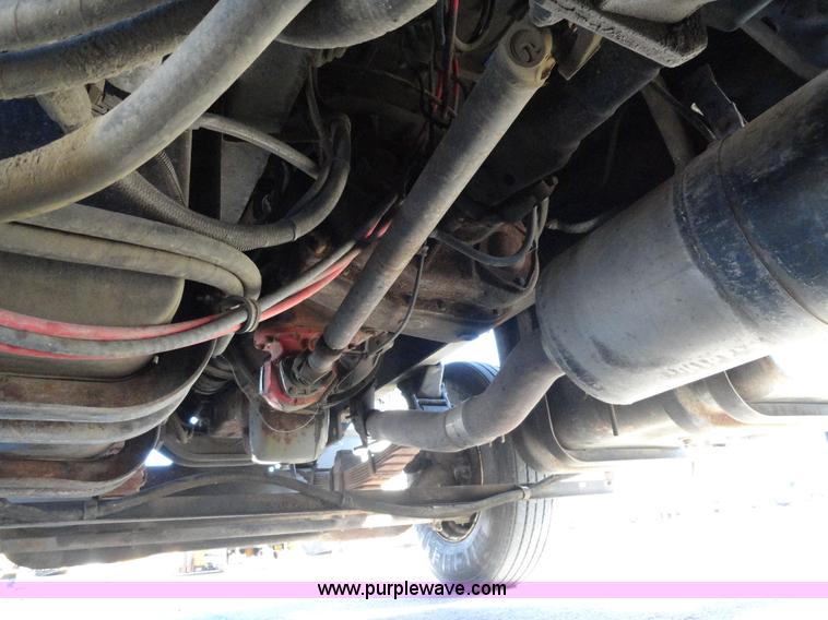 image for item A2415 1995 Ford LT8000 dump truck