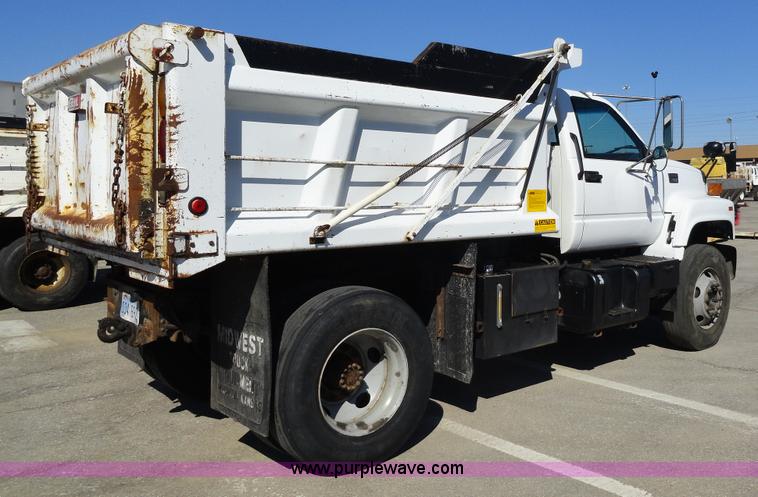 image for item A2416 2001 GMC C7500 dump truck