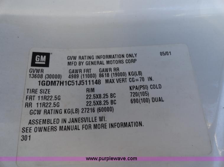 image for item A2416 2001 GMC C7500 dump truck