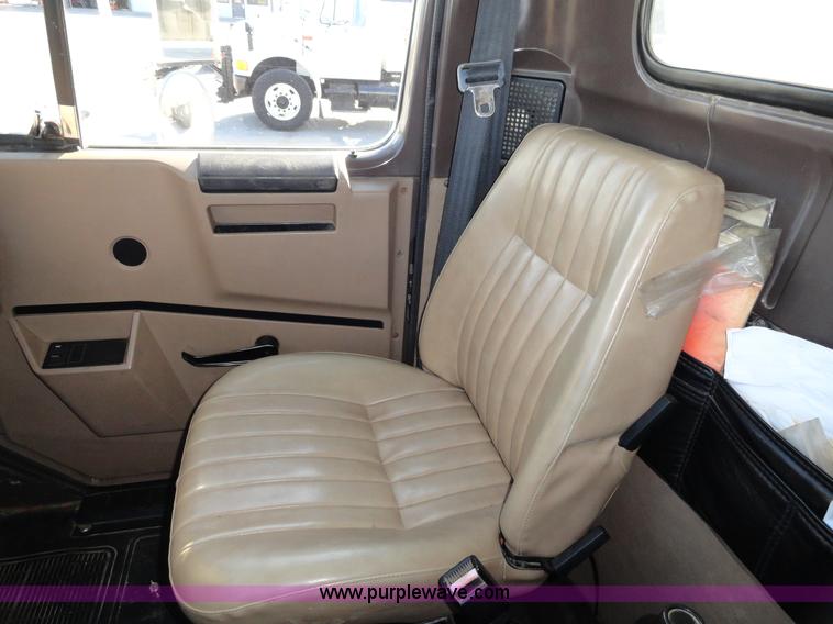 image for item A2417 1992 International 4900 tandem axle dump truck with plow and spreader