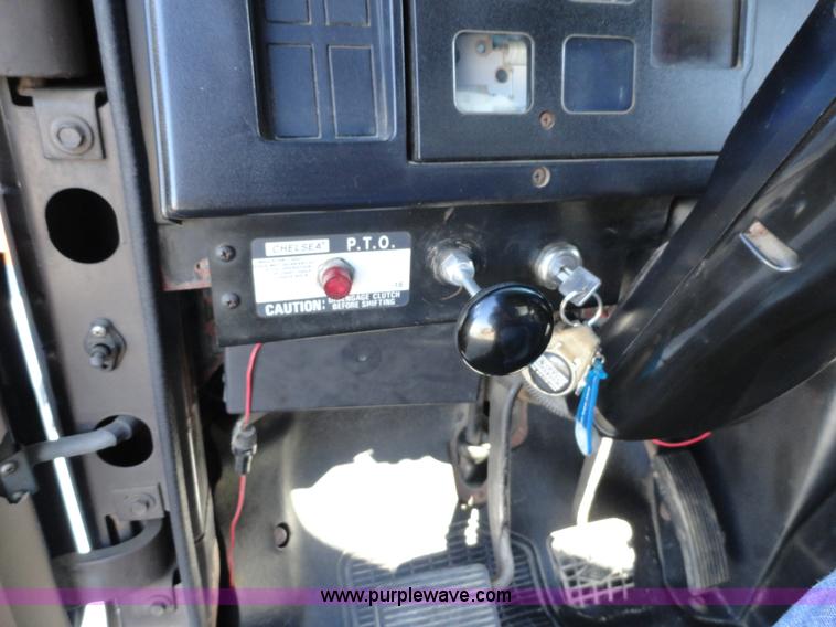 image for item A2417 1992 International 4900 tandem axle dump truck with plow and spreader