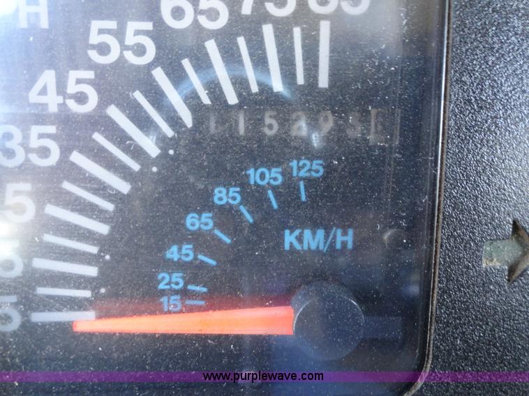 image for item A2417 1992 International 4900 tandem axle dump truck with plow and spreader