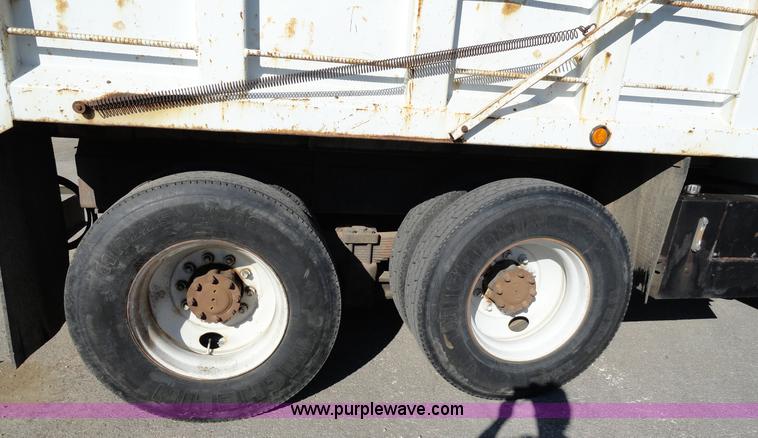 image for item A2417 1992 International 4900 tandem axle dump truck with plow and spreader