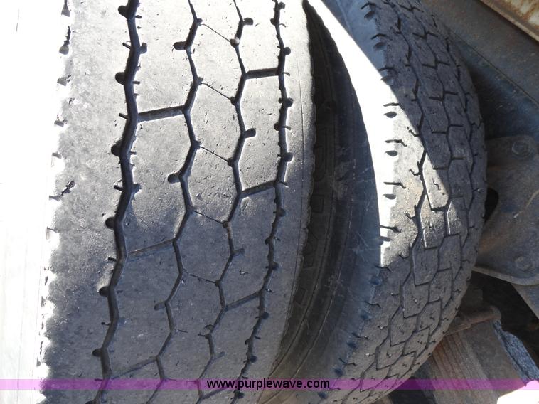 image for item A2417 1992 International 4900 tandem axle dump truck with plow and spreader