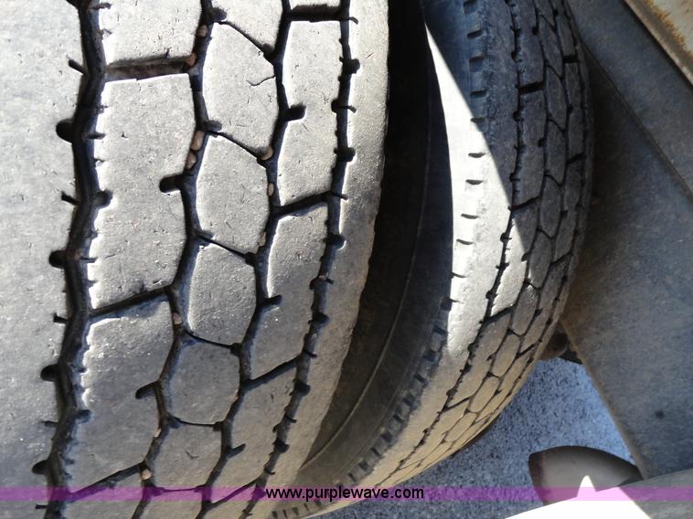 image for item A2417 1992 International 4900 tandem axle dump truck with plow and spreader