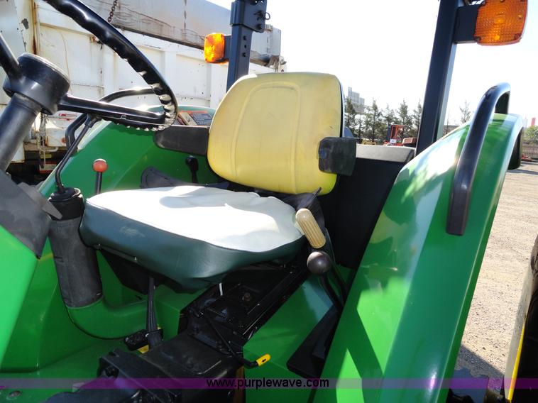 image for item A2418 1994 John Deere 5400 utility tractor