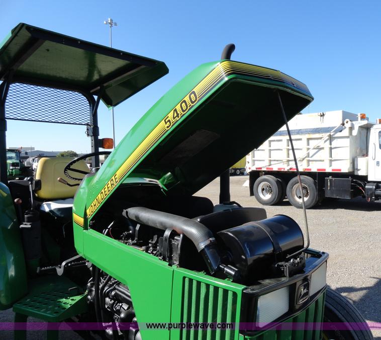 image for item A2418 1994 John Deere 5400 utility tractor