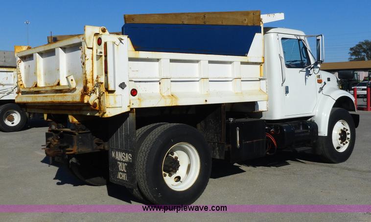 image for item A2419 1996 International 4900 dump truck