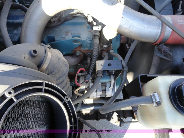 image for item A2419 1996 International 4900 dump truck