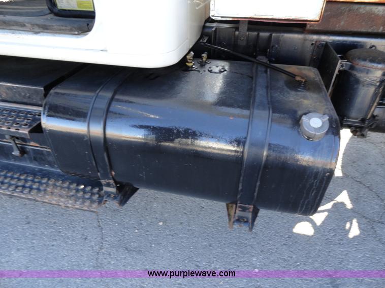 image for item A2419 1996 International 4900 dump truck