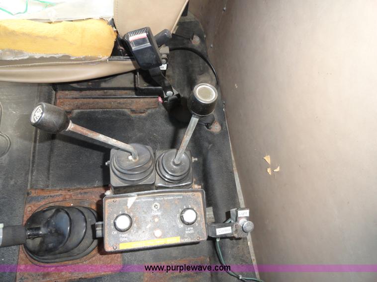 image for item A2421 1992 International 4900 tandem axle dump truck with plow and spreader