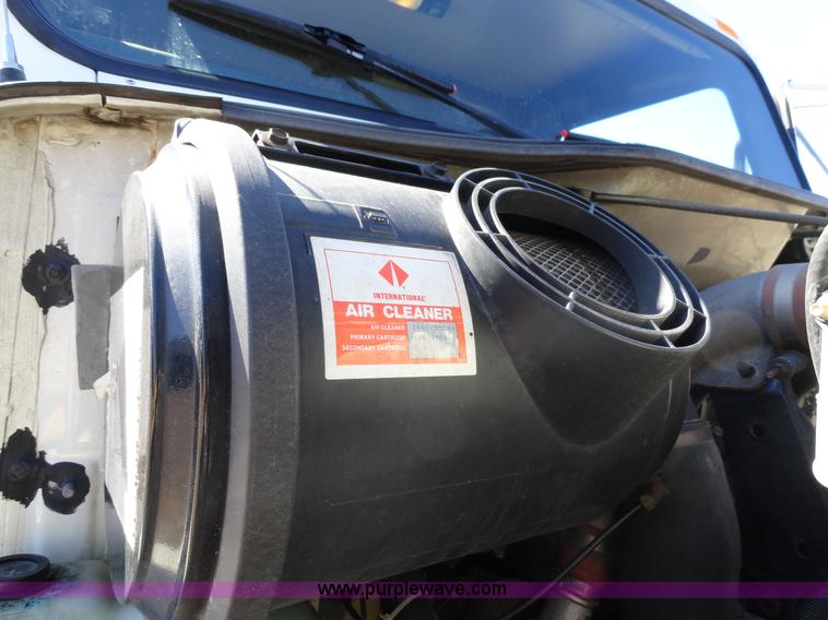 image for item A2421 1992 International 4900 tandem axle dump truck with plow and spreader