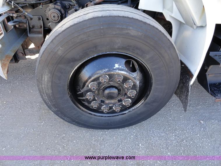 image for item A2421 1992 International 4900 tandem axle dump truck with plow and spreader