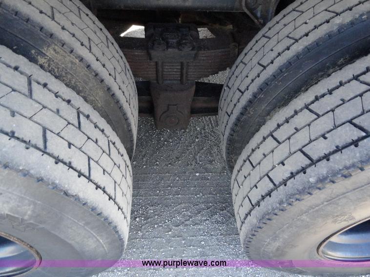 image for item A2421 1992 International 4900 tandem axle dump truck with plow and spreader