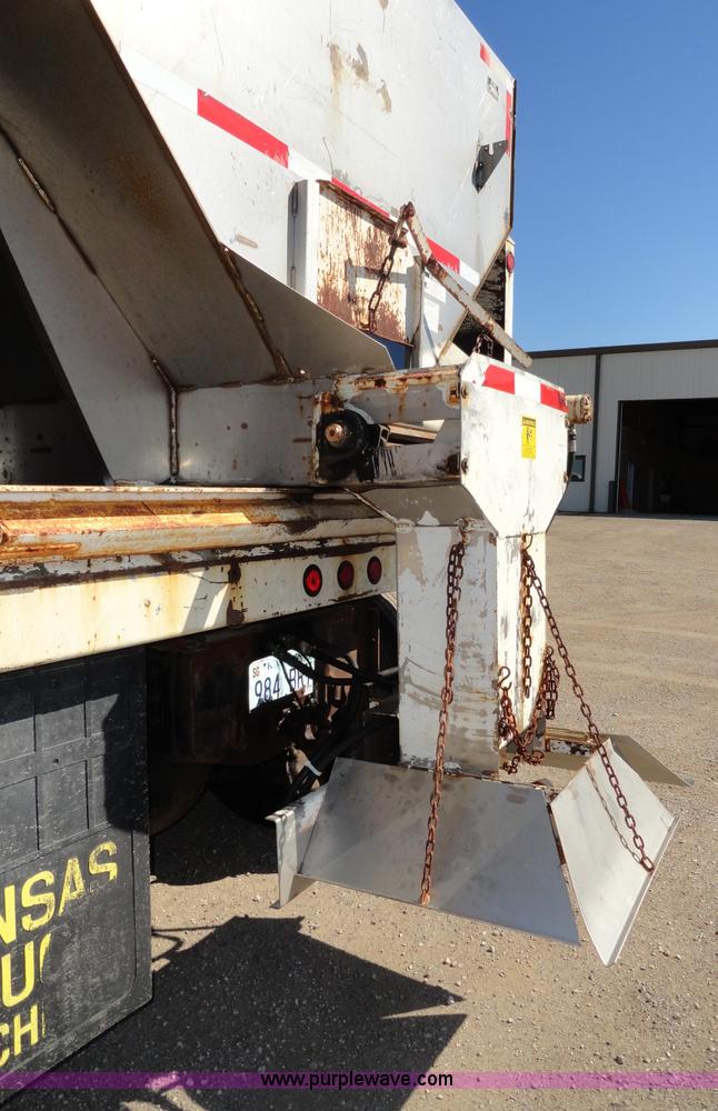 image for item A2421 1992 International 4900 tandem axle dump truck with plow and spreader