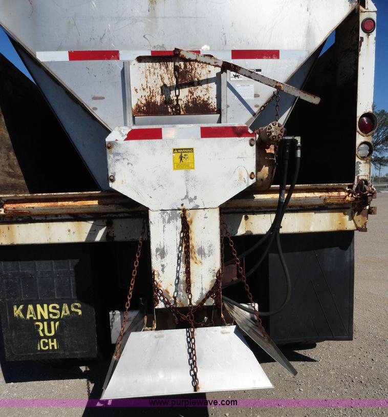 image for item A2421 1992 International 4900 tandem axle dump truck with plow and spreader