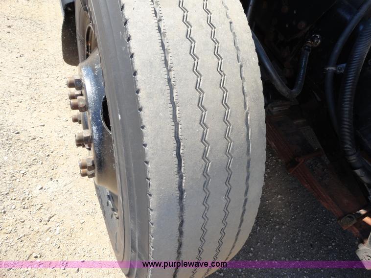 image for item A2421 1992 International 4900 tandem axle dump truck with plow and spreader