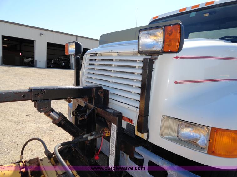 image for item A2421 1992 International 4900 tandem axle dump truck with plow and spreader