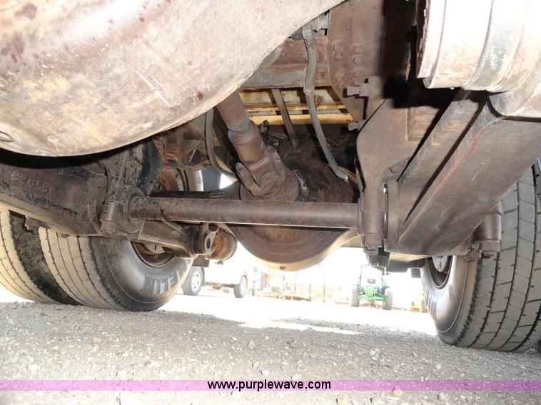 image for item A2421 1992 International 4900 tandem axle dump truck with plow and spreader