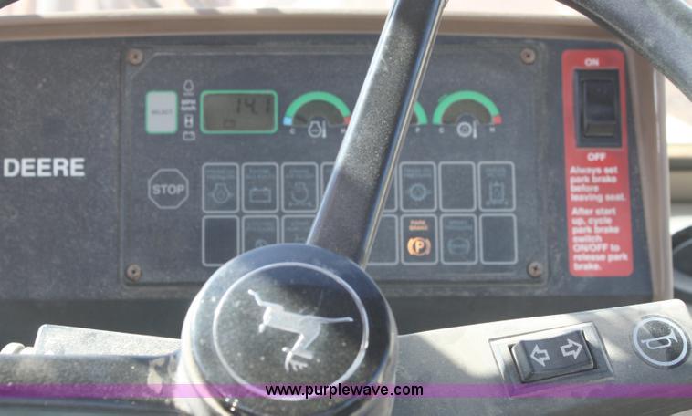 image for item A2427 1994 John Deere 624G wheel loader