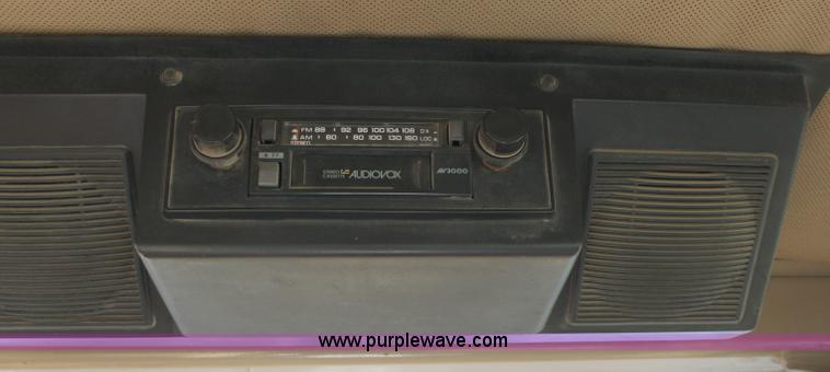 image for item A2427 1994 John Deere 624G wheel loader