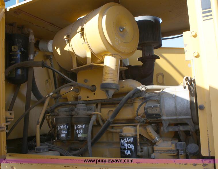 image for item A2427 1994 John Deere 624G wheel loader