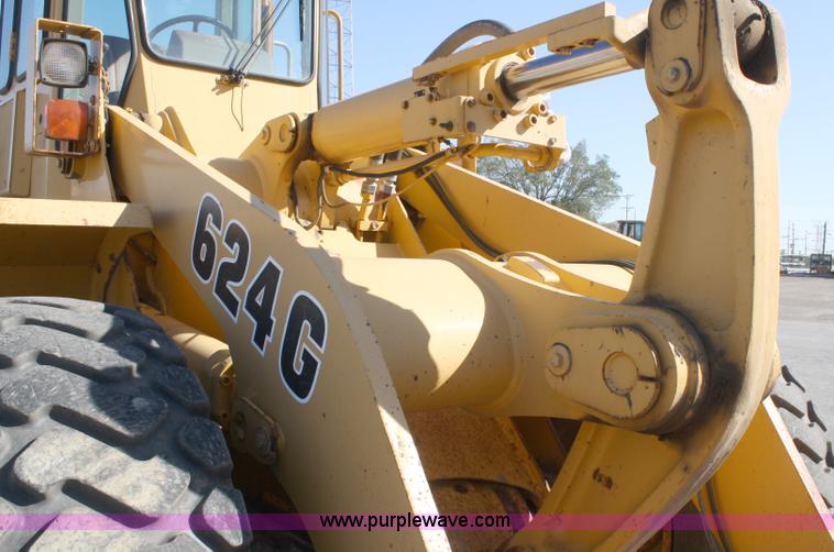 image for item A2427 1994 John Deere 624G wheel loader