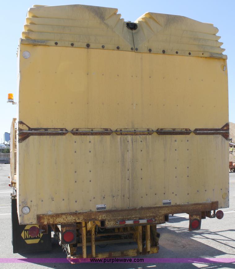 image for item A2445 1991 GMC 7000 lift truck