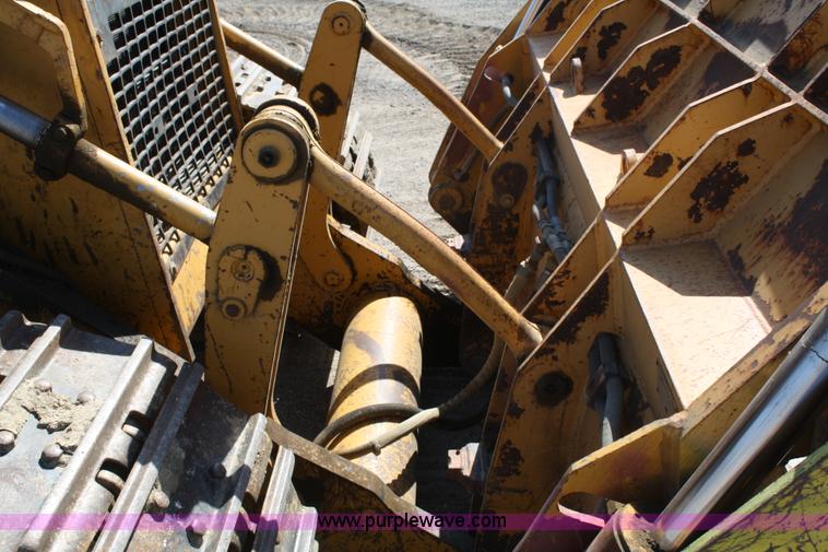 image for item A2478 1993 John Deere 555G track loader