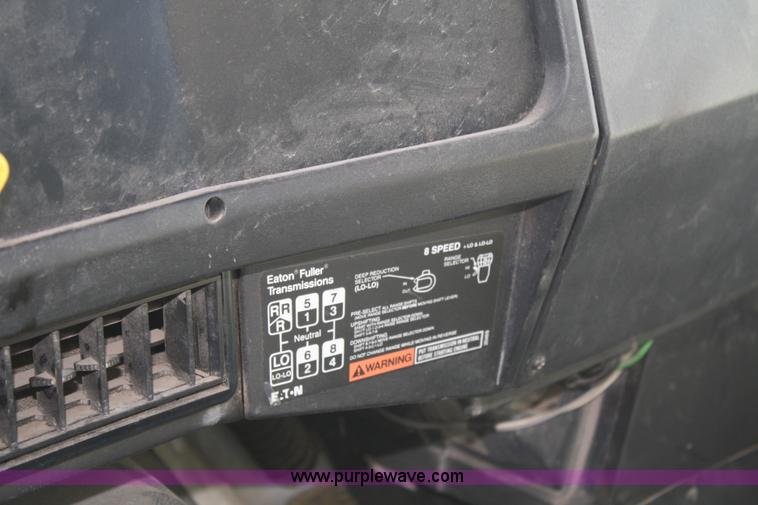 image for item A2480 1996 International 4900 dump truck