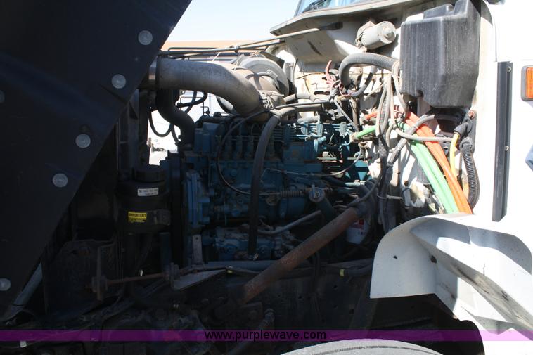 image for item A2480 1996 International 4900 dump truck