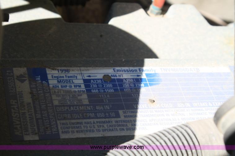 image for item A2480 1996 International 4900 dump truck