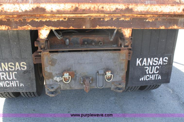 image for item A2480 1996 International 4900 dump truck