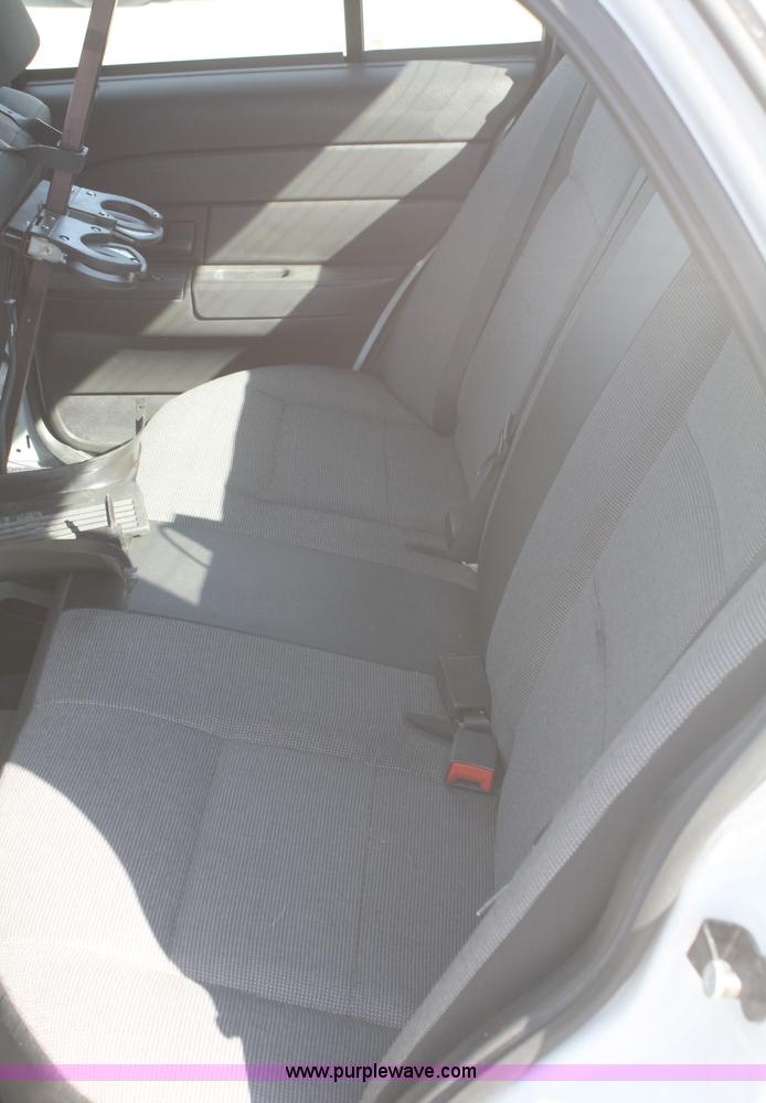 image for item A2499 2007 Ford Crown Victoria Police Interceptor