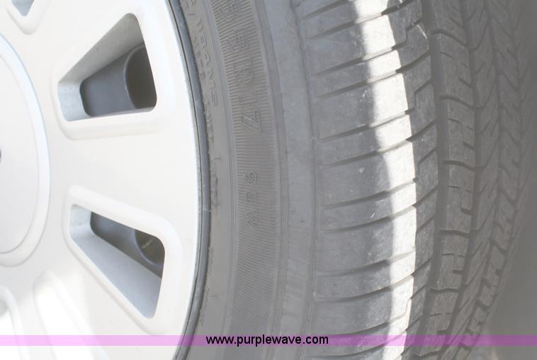 image for item A2499 2007 Ford Crown Victoria Police Interceptor