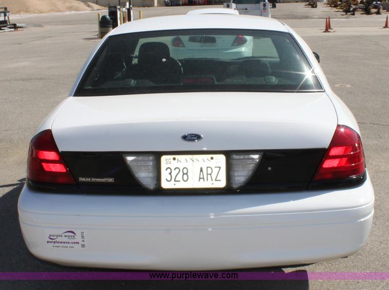 image for item A2872 2008 Ford Crown Victoria Police Interceptor