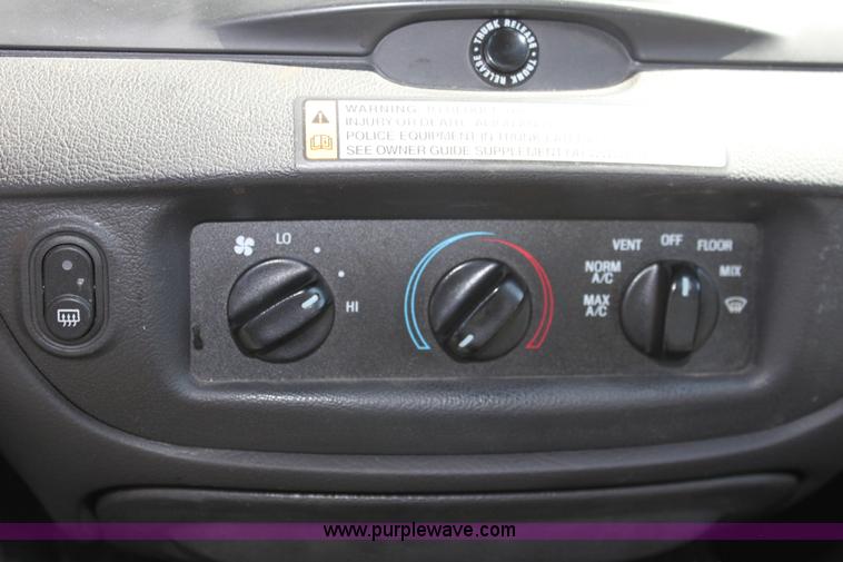 image for item A2880 2007 Ford Crown Victoria Police Interceptor