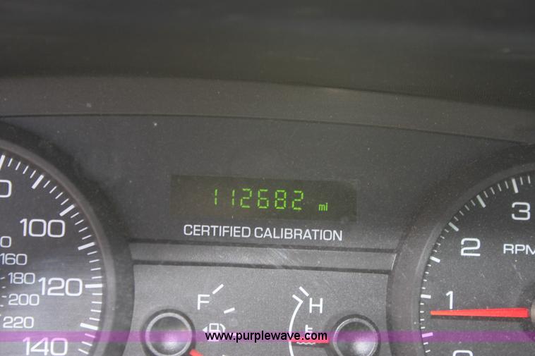 image for item A2880 2007 Ford Crown Victoria Police Interceptor