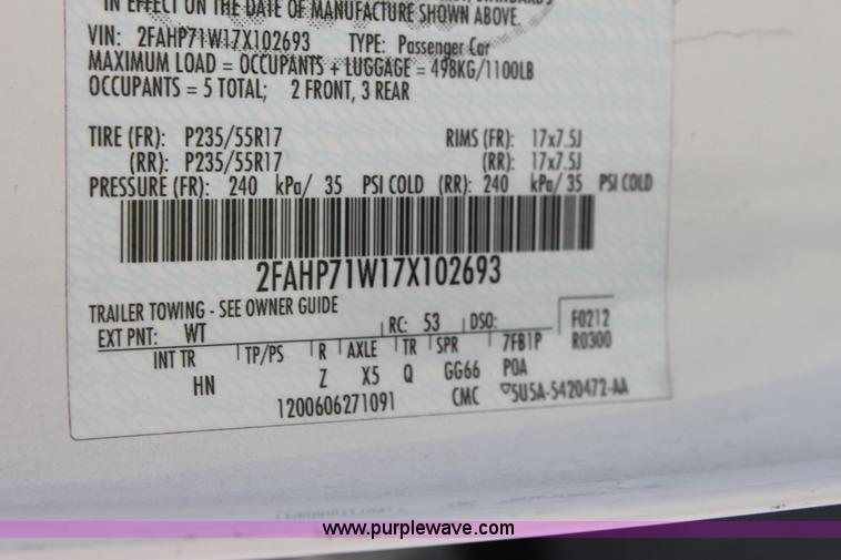 image for item A2880 2007 Ford Crown Victoria Police Interceptor