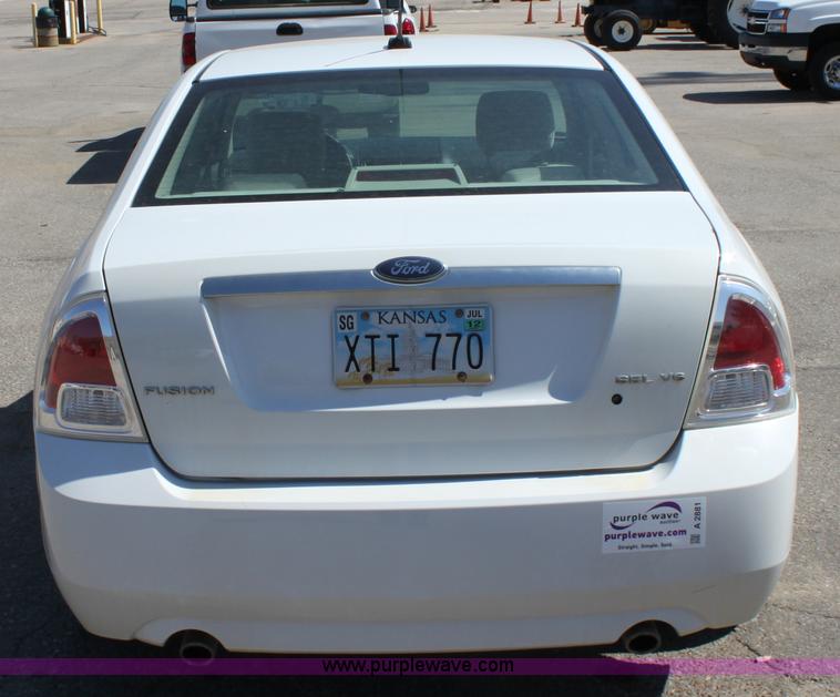 image for item A2881 2007 Ford Fusion SEL