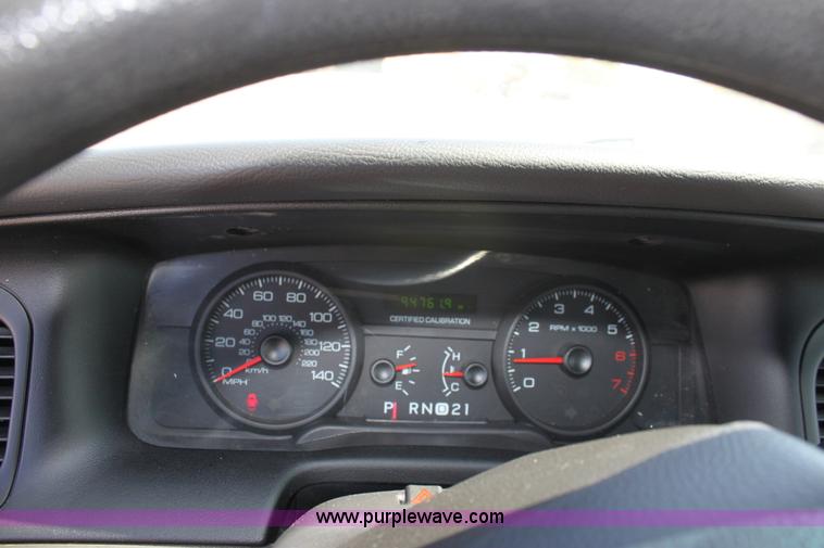 image for item A2883 2007 Ford Crown Victoria Police Interceptor