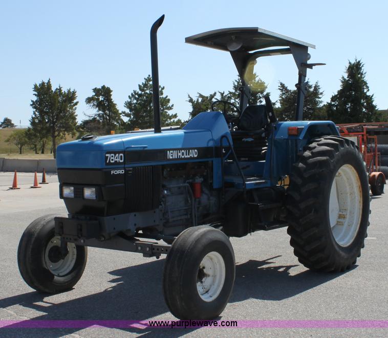 image for item A2884 New Holland 7840 tractor