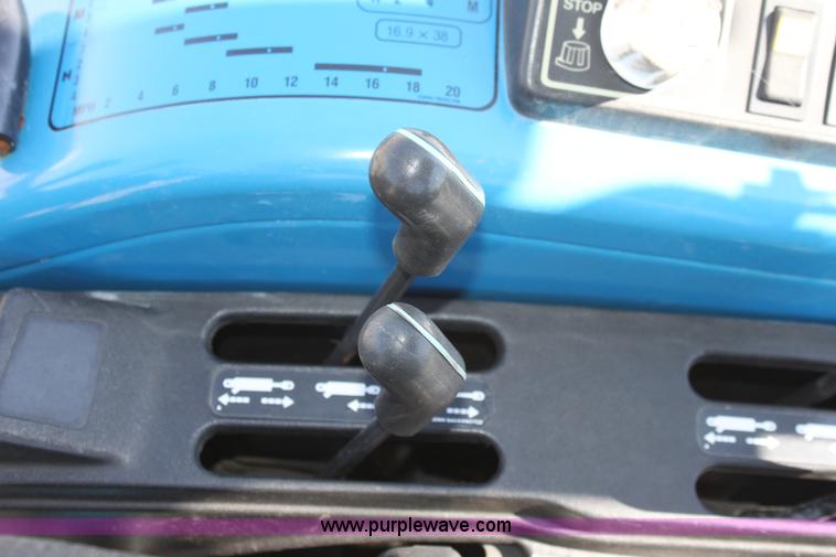 image for item A2884 New Holland 7840 tractor